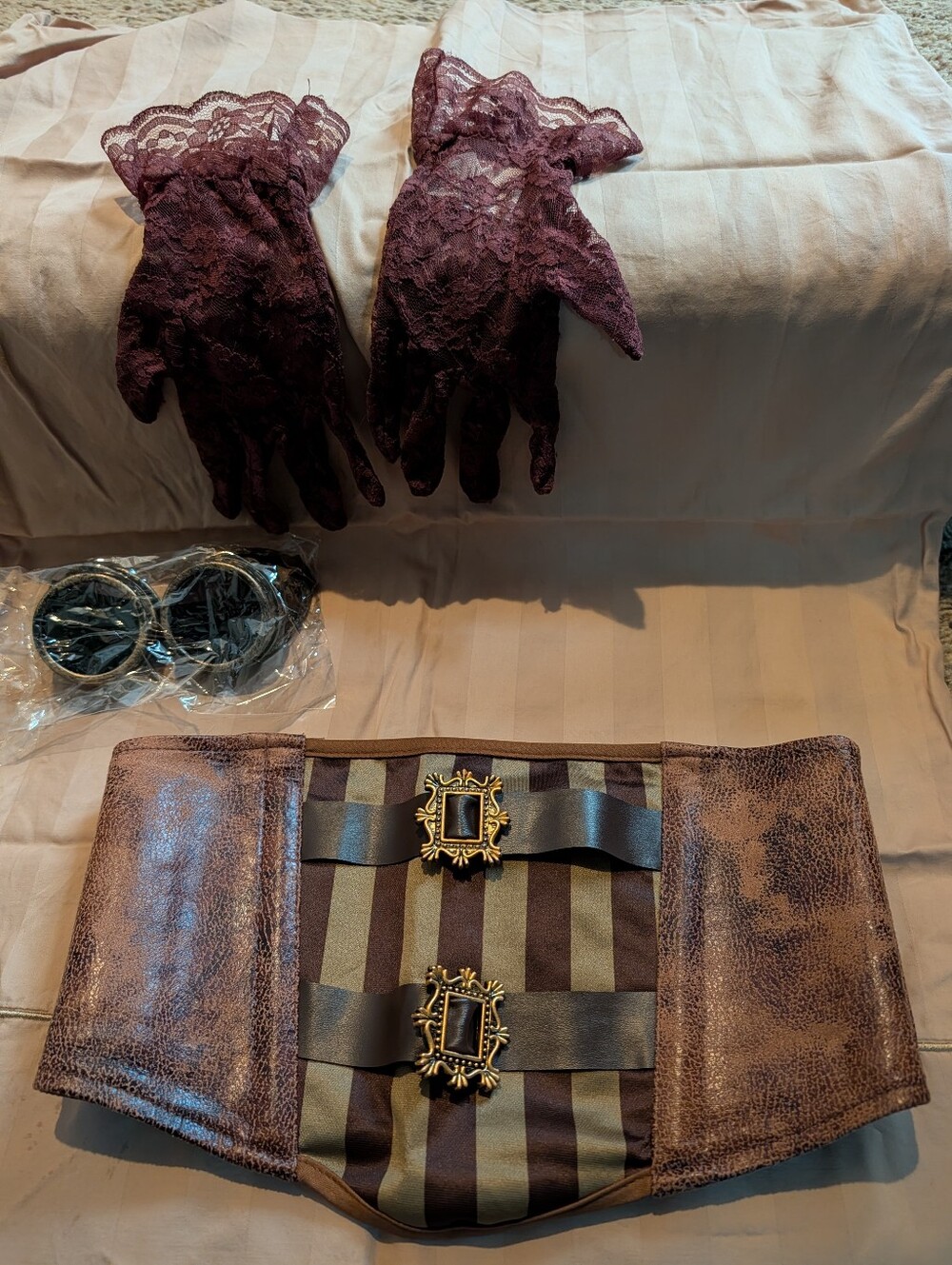 Spirit Miss Machinery Steampunk Women's Costume - Black & Brown - Picture 9 of 9